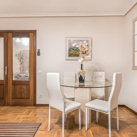 Stunning In With Wifi Apartment *