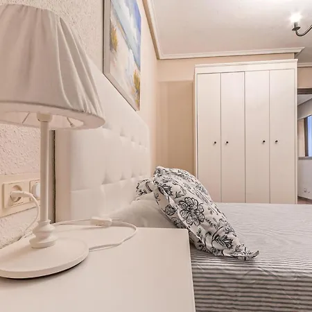 Stunning In With Wifi Gijón